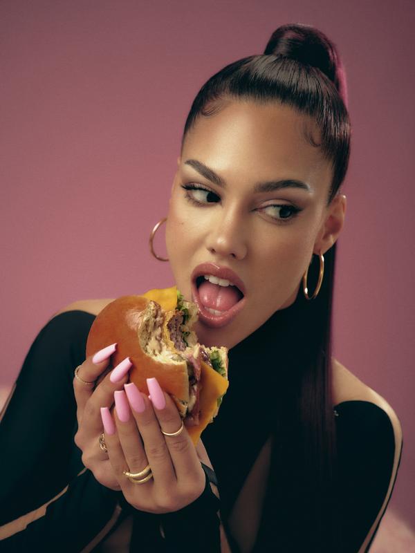 Apolonia Lapiedra x El Salseo Campaign